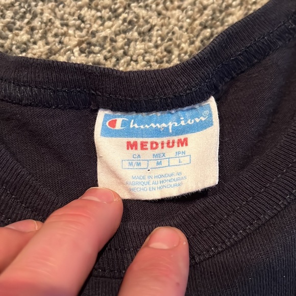 Vintage Champion Crop Tee - Picture 3 of 4